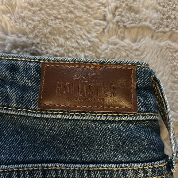 Plus Size Hollister Jean! 21L (Fits like a size 22W) - Picture 8 of 10
